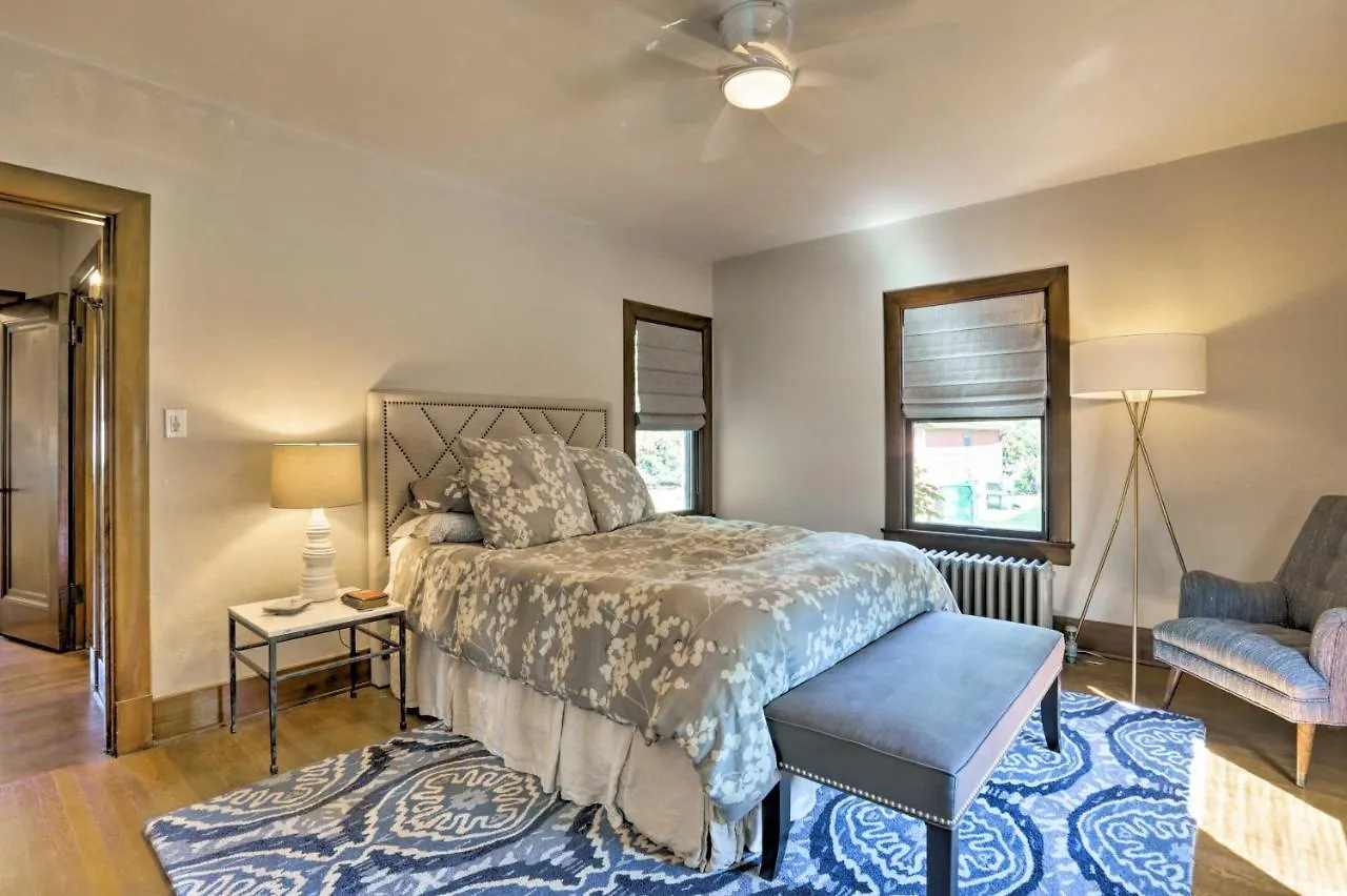 Charming Louisville Gem Walk To Restaurants! Tatil Evi
